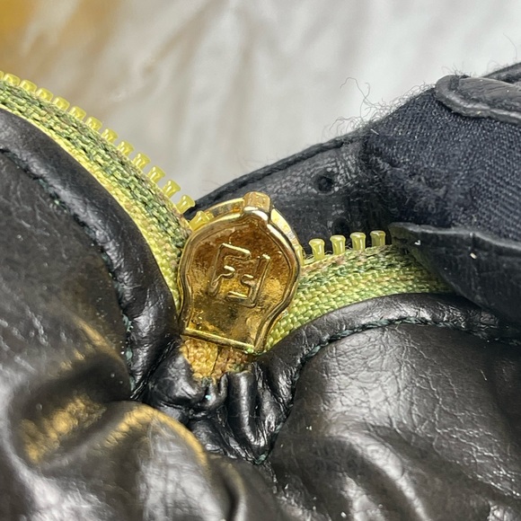 Vintage RARE Fendi Ombré Green and Yellow Canvass with Gold Chain Strap - Picture 9 of 15